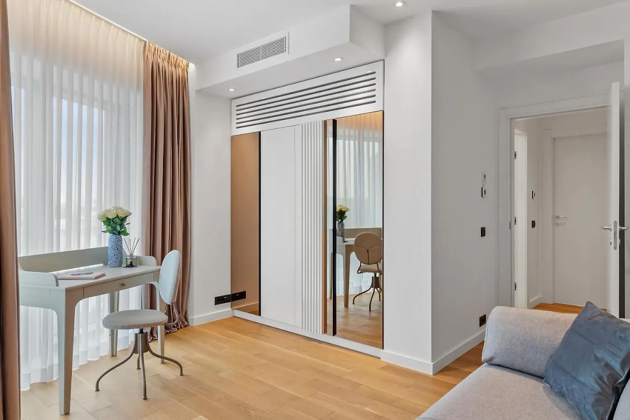 One H Luxury Apartment Bucureşti România